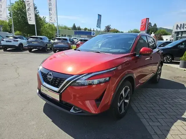 Gebraucht Nissan Qashqai N-Connecta 190 PS (139 kW) 2023 Orange SUV