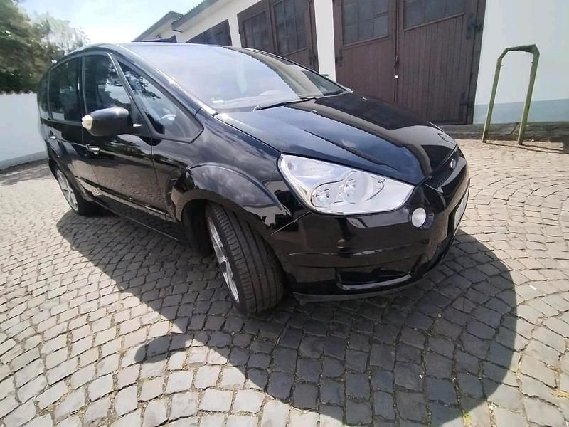 Schwarz Gebraucht 2008 Ford S-MAX S Van / Kleinbus | 3.300 € (Guter Preis) - Bild 1/4