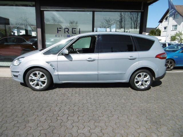 Gebraucht Ford S-MAX Titanium 160 PS (117 kW) 2013 Silber Van / Kleinbus