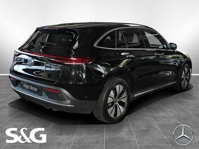 Schwarz Gebraucht 2021 Mercedes EQC400 AMG line SUV | 44.890 € - Bild 1/4