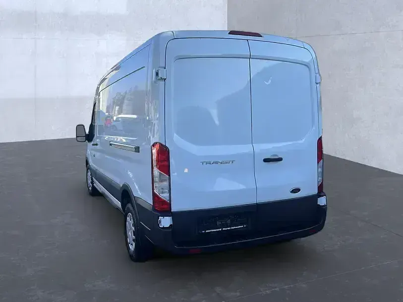 Używany Ford Transit Trend 131 KM (96 kW) 2023 Biały Van