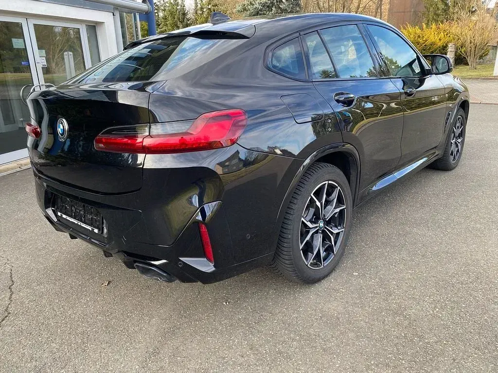 Gebraucht BMW X4 M Sport 340 PS (250 kW) 2023 Schwarz SUV