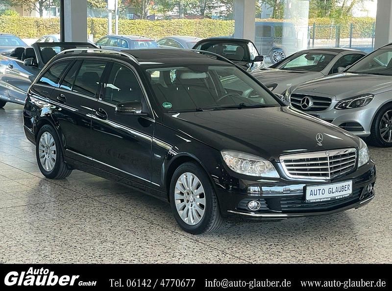 Schwarz Gebraucht 2010 Mercedes C180 Kombi | 10.950 € (Teuer) - Bild 1/4