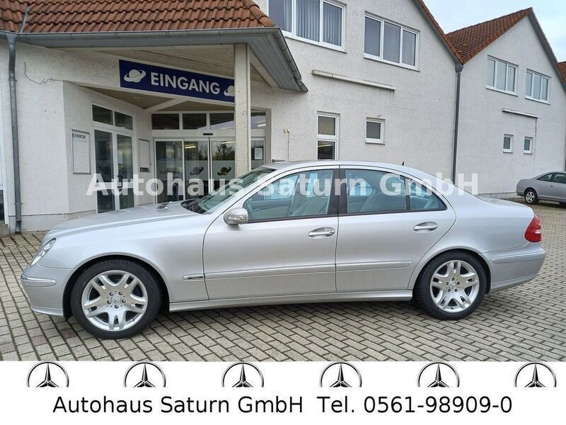 Gebraucht Mercedes E240 Avantgarde 177 PS (130 kW) 2004 Silber Limousine