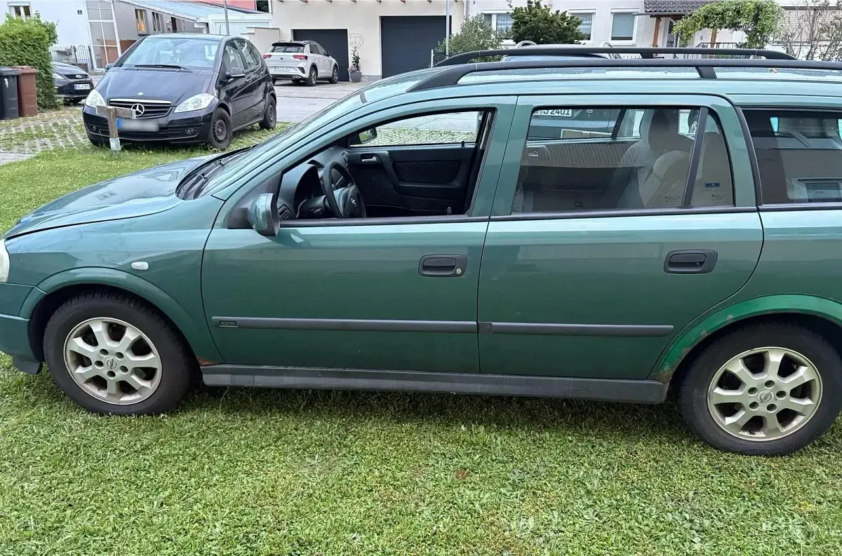 Gebraucht Opel Astra 125 PS (91 kW) 2002 Grün Kombi