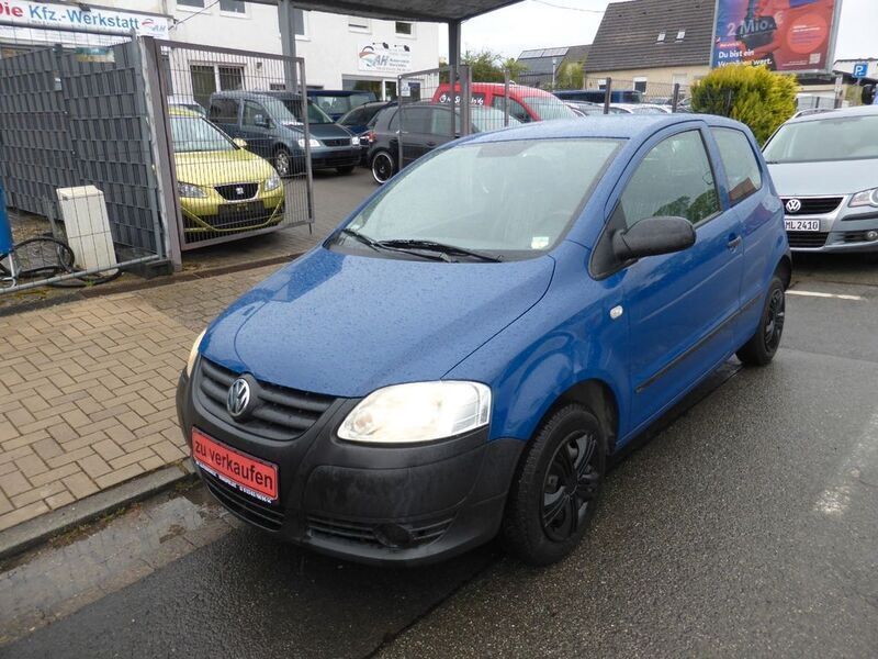 Indienblau Gebraucht 2006 VW Fox Kleinwagen | 2.690 € (Teuer) - Bild 1/4