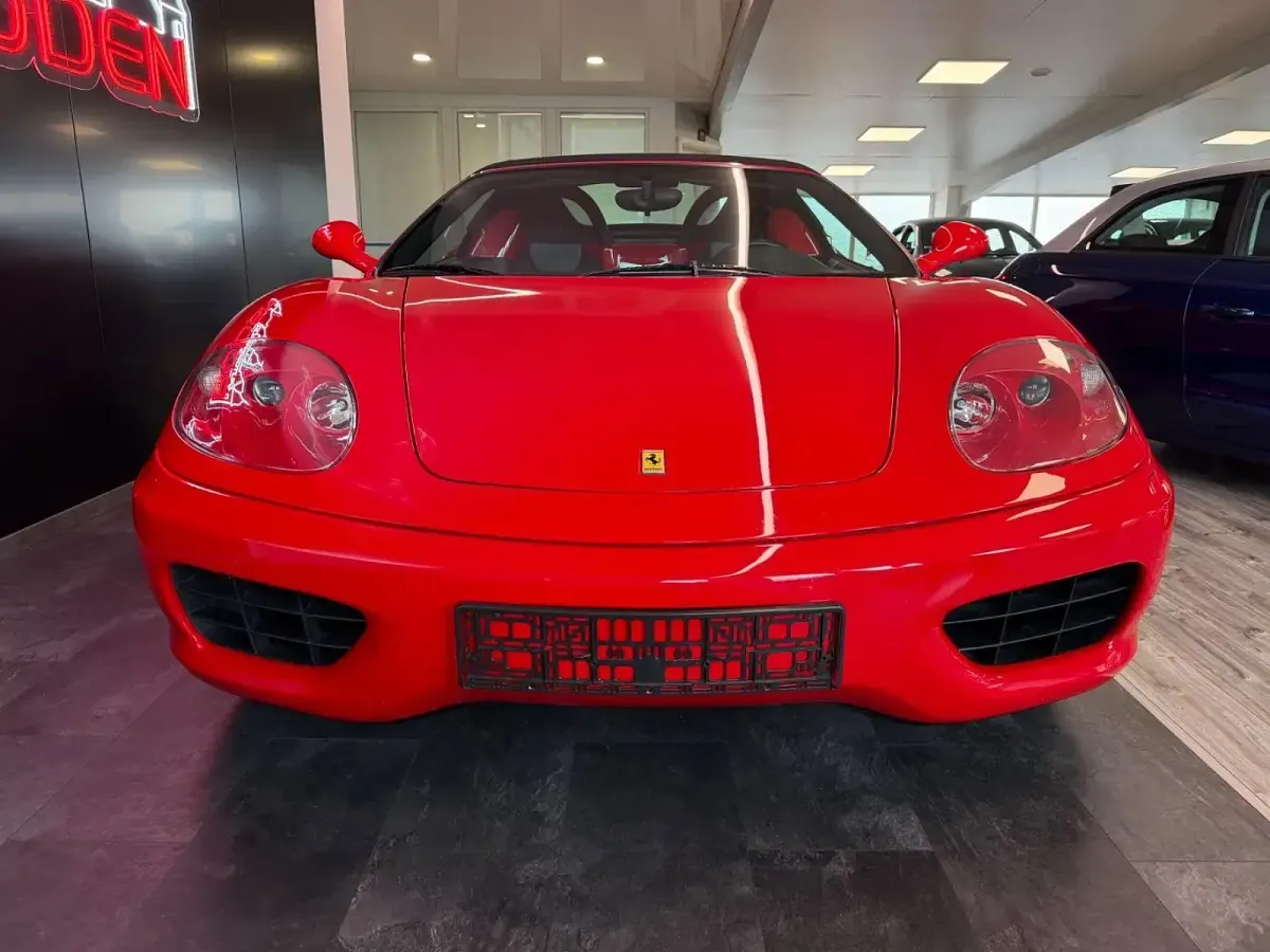 Gebraucht Ferrari 360 400 PS (294 kW) 2004 Rot Cabrio