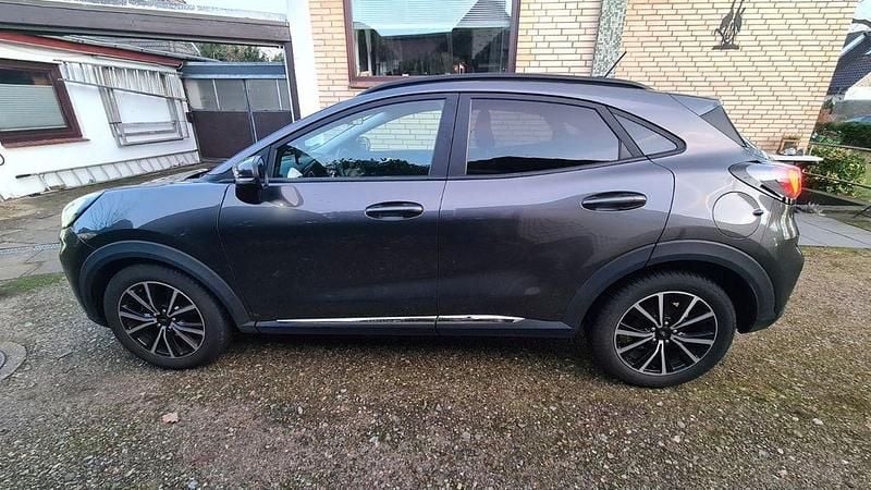 Usata Ford Puma Titanium 125 CV (91 kW) 2020 Grigio SUV