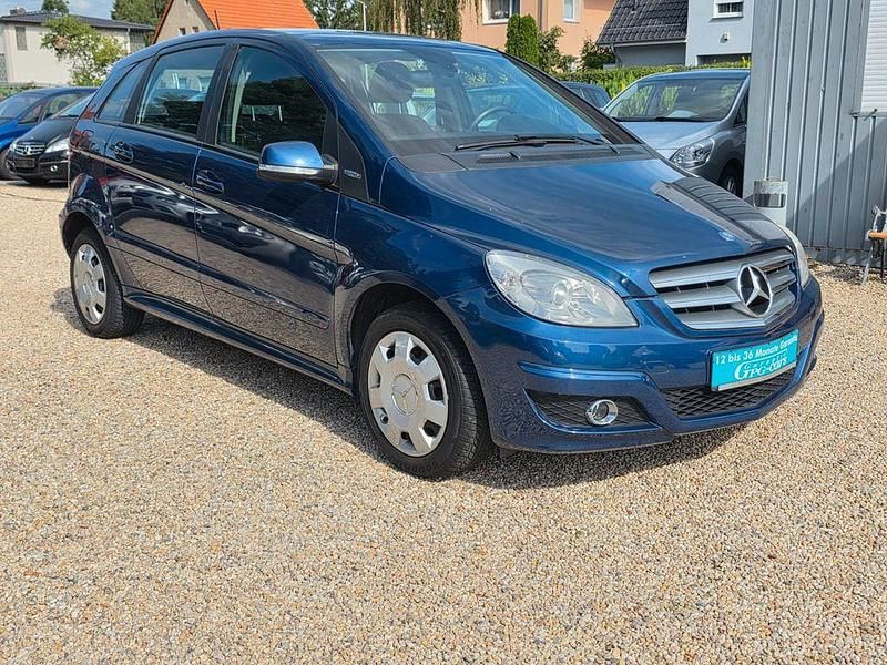 Gebraucht Mercedes B170 116 PS (85 kW) 2009 Blau Van / Kleinbus