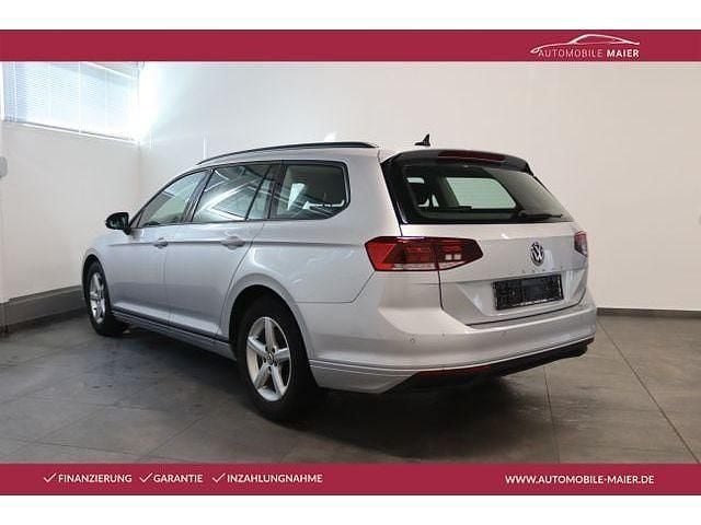 Gebraucht VW Passat 150 PS (110 kW) 2020 Reflexsilber metallic Kombi