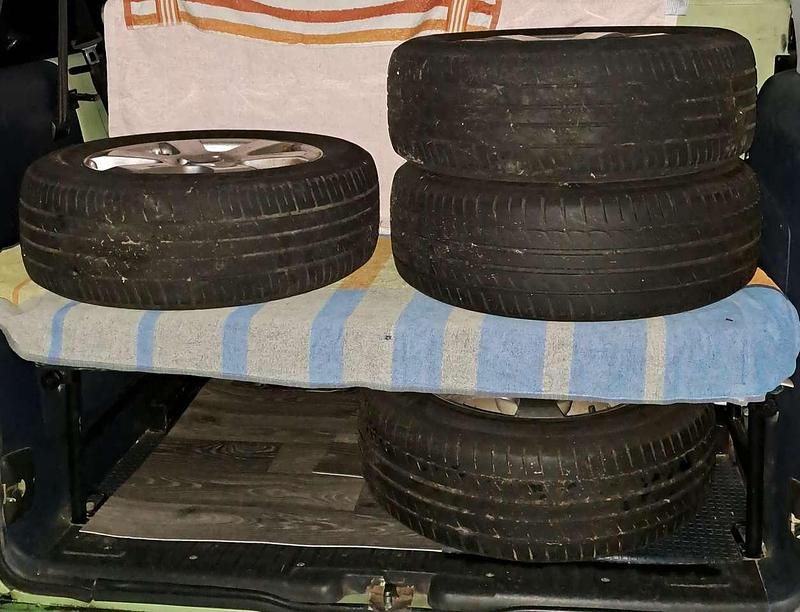 Gebraucht VW Multivan 102 PS (75 kW) 1999 Grün Van