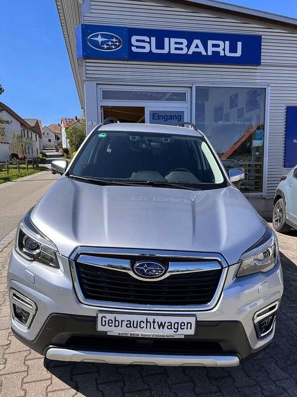 Gebraucht Subaru Forester Comfort 150 PS (110 kW) 2020 Ice silver (m) SUV