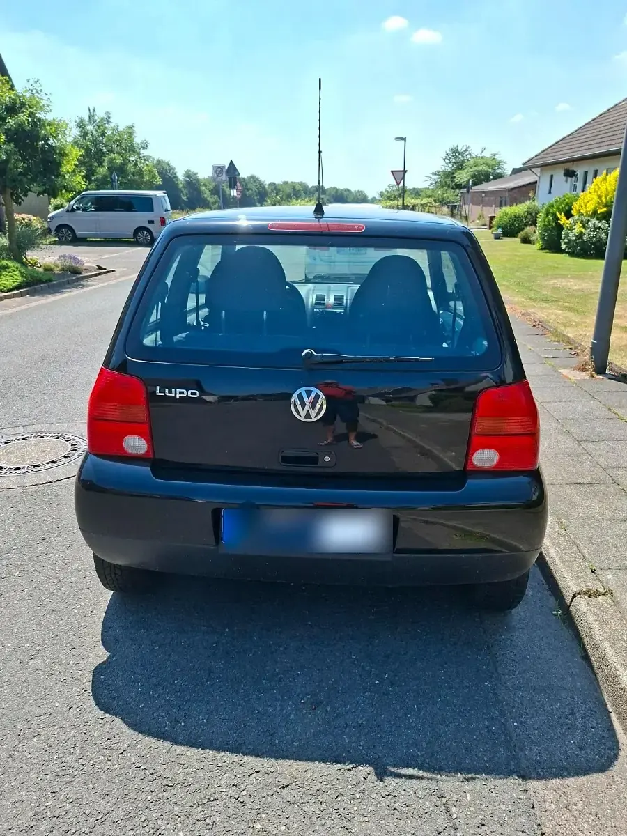 Gebraucht VW Lupo 50 PS (36 kW) 2004 Schwarz Kleinwagen