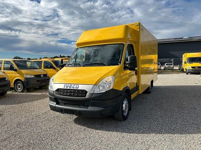 Gebraucht Iveco Daily 106 PS (77 kW) 2012 Gelb Limousine