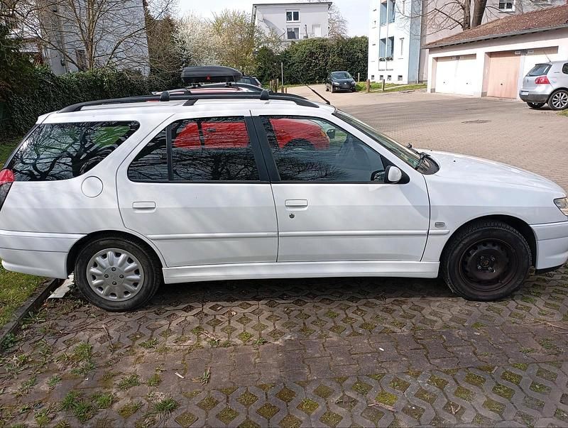 Gebraucht Peugeot 306 86 PS (63 kW) 2000 Weiß Kombi