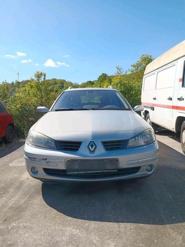 Grau Gebraucht 2007 Renault Laguna GrandTour Kombi | 2.000 € (Fairer Preis) - Bild 1/4