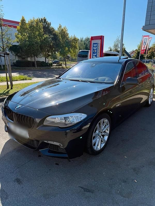 Schwarz Gebraucht 2013 BMW 520 M Sport Limousine | 12.900 € (Guter Preis) - Bild 1/4