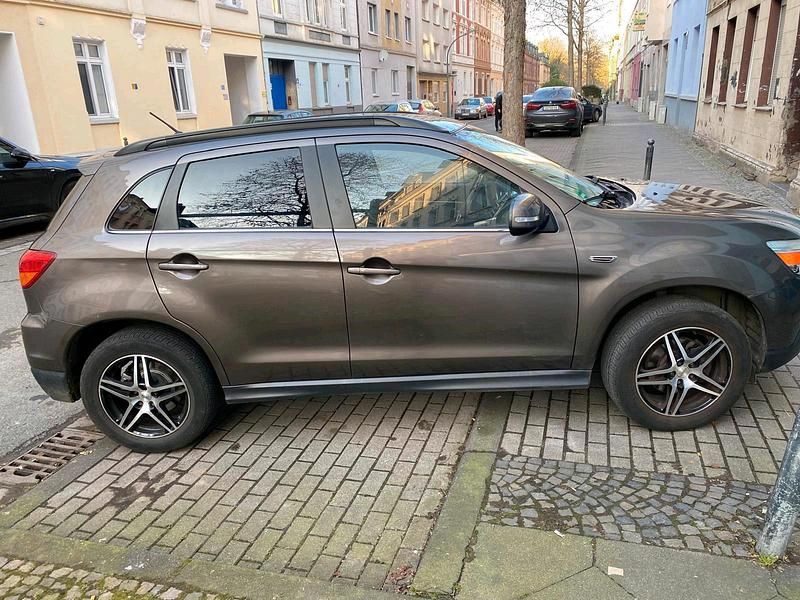 Gebraucht Mitsubishi ASX 2011 Braun SUV