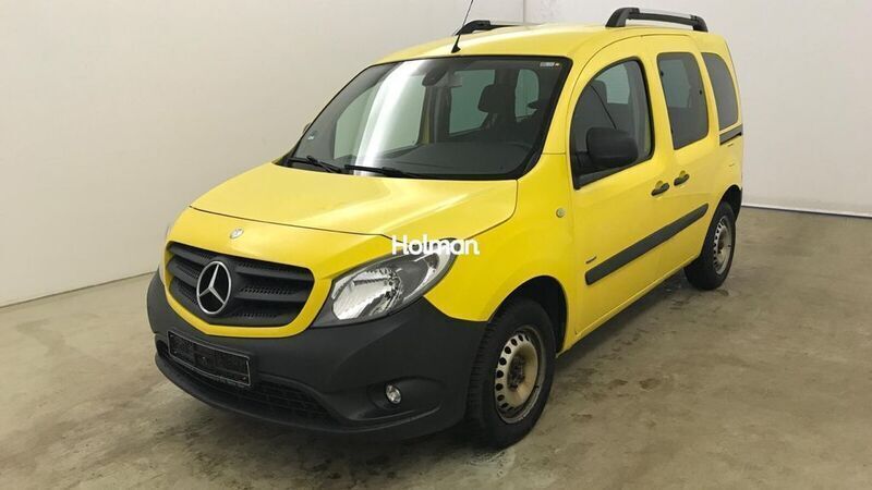 Gelb Gebraucht 2016 Mercedes Citan 109 Kombi | 6.771 € (Guter Preis) - Bild 1/4