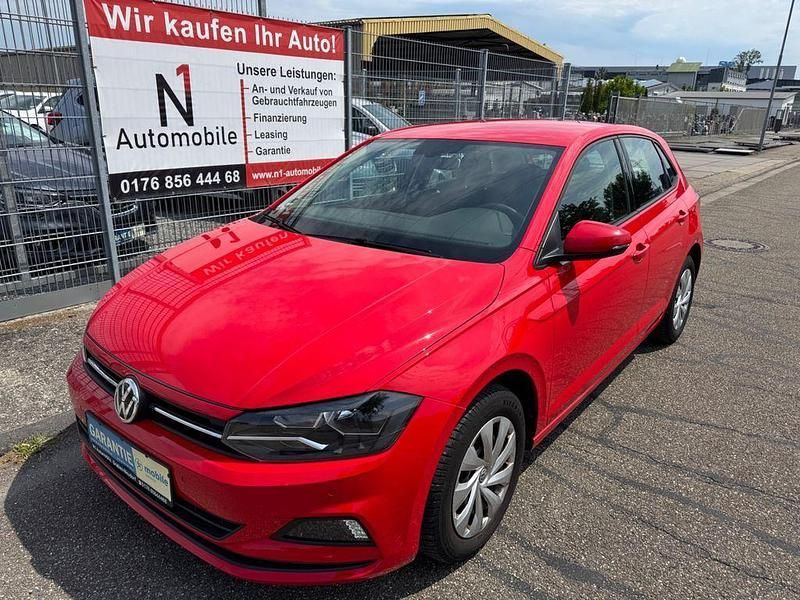 Rot Gebraucht 2018 VW Polo Comfortline Limousine | 14.790 € (Fairer Preis) - Bild 1/4