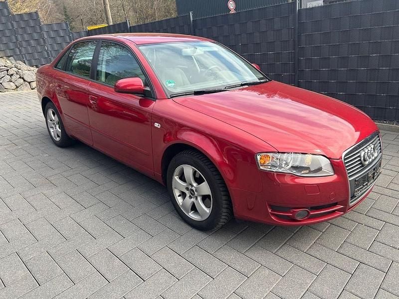 Gebraucht Audi A4 179 PS (131 kW) 2007 Rot Limousine