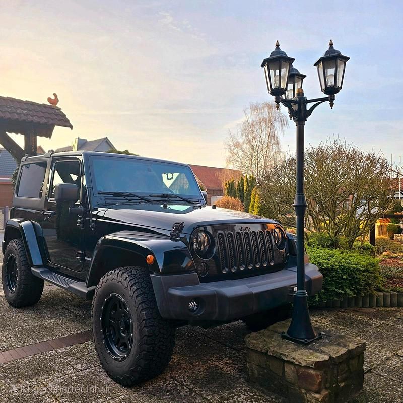 Schwarz Gebraucht 2013 Jeep Wrangler SUV | 29.999 € (Fairer Preis) - Bild 1/4