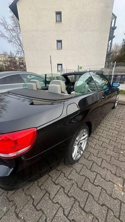 Gebraucht BMW 325 Cabriolet 218 PS (160 kW) 2008 Schwarz Cabrio