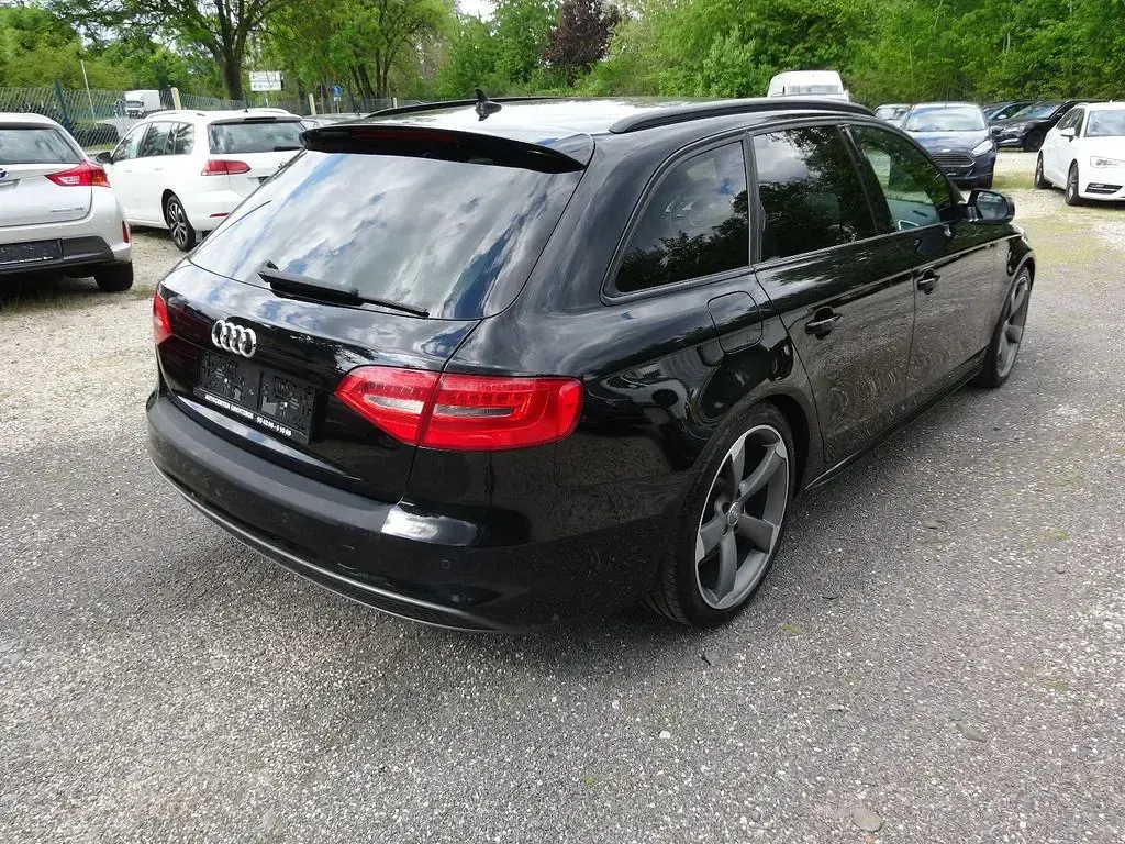 Gebraucht Audi A4 S-Line 150 PS (110 kW) 2015 Schwarz Kombi