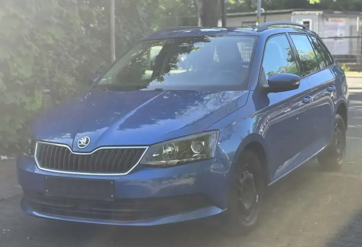 Używany Skoda Fabia Ambition 75 KM (55 kW) 2015 Niebieski Kombi