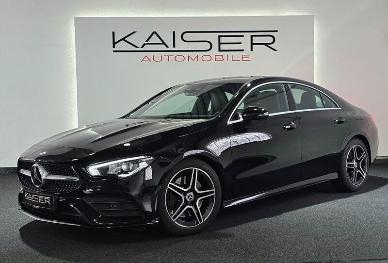 Schwarz Gebraucht 2021 Mercedes CLA250 AMG line Limousine | 32.990 € (Fairer Preis) - Bild 1/4