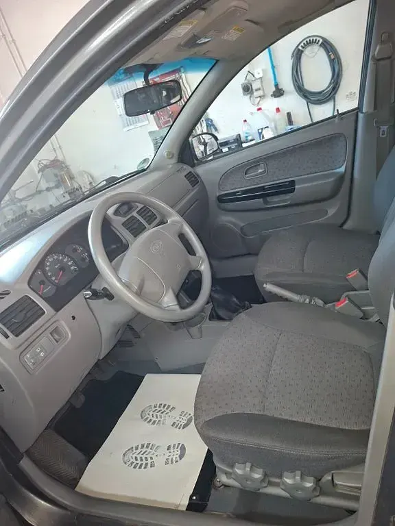 Second-hand Kia Rio 82 CP (60 kW) 2003 Gri Berlinǎ