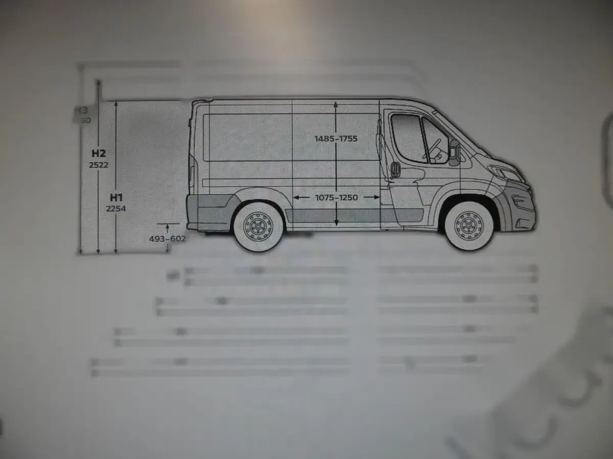 Gebraucht Opel Movano Edition 140 PS (102 kW) 2024 Weiß Van