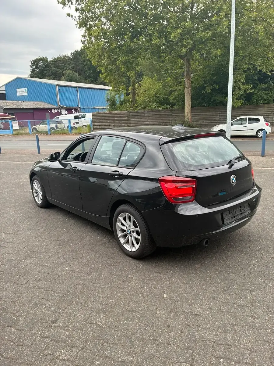 Gebraucht BMW 116 136 PS (100 kW) 2013 Schwarz Kleinwagen