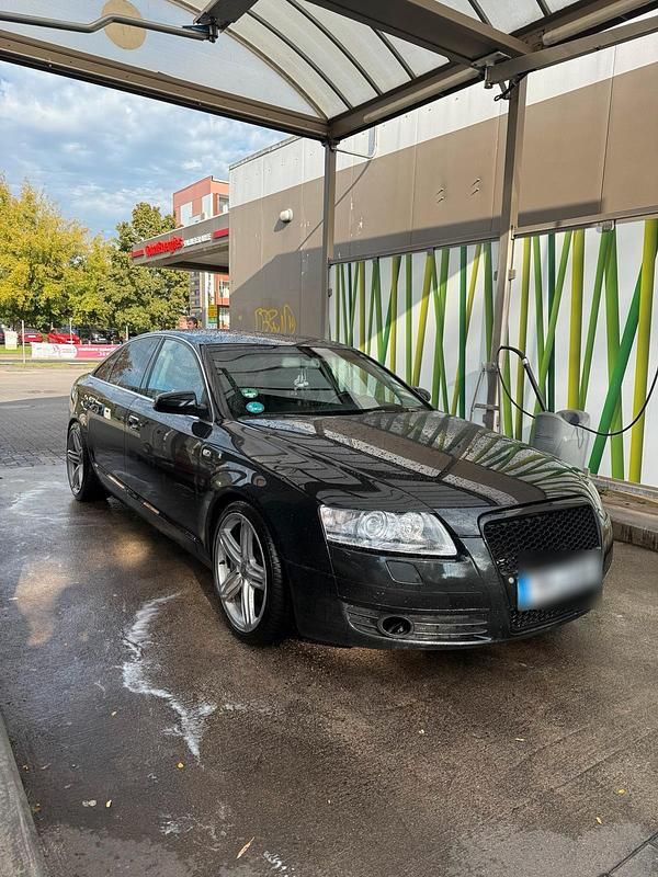 Schwarz Gebraucht 2004 Audi A6 Limousine | 5.000 € (Etwas zu teuer) - Bild 1/4