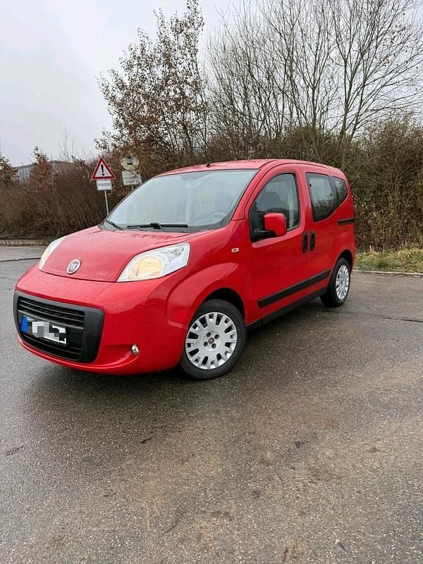 Rot Gebraucht 2010 Fiat Fiorino Trekking Van | 2.600 € (Fairer Preis) - Bild 1/4
