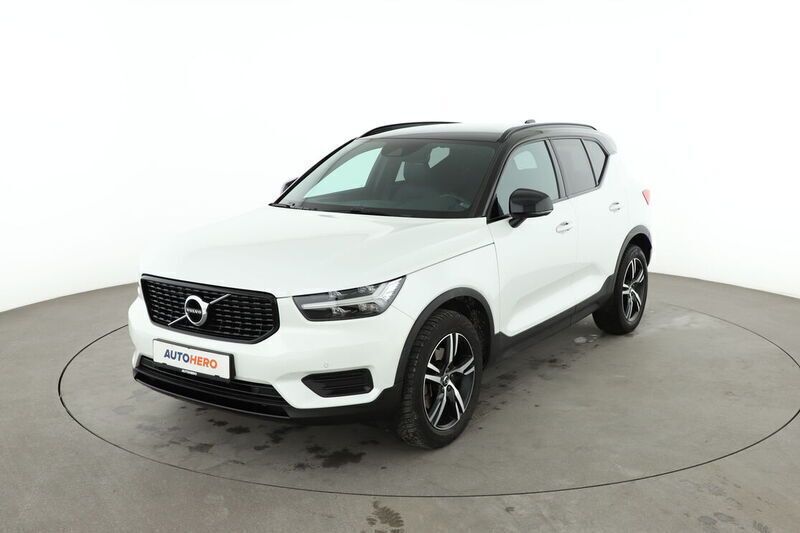 Weiß Gebraucht 2020 Volvo XC40 R-Design SUV | 27.170 € (Superpreis) - Bild 1/4