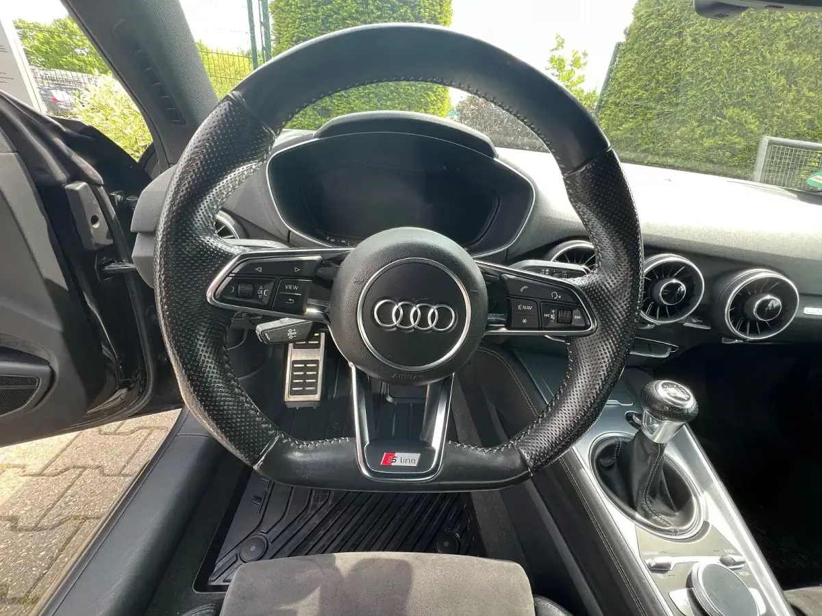 Używany Audi TT S-Line 230 KM (169 kW) 2014 Czarny Coupe
