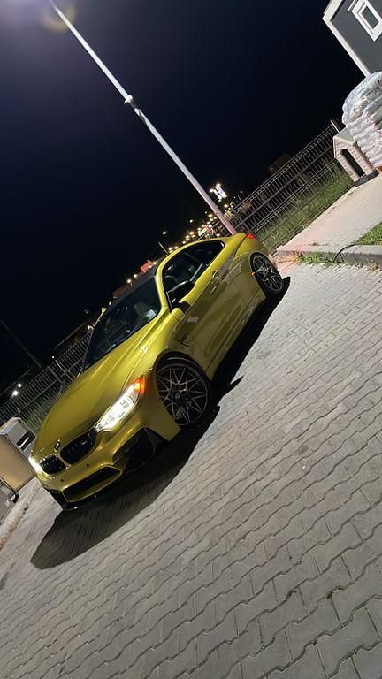 Gold Gebraucht 2016 BMW M4 Performance Coupé | 49.900 € (Superpreis) - Bild 1/4