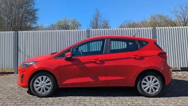 Gebraucht Ford Fiesta Cool & Connect 101 PS (74 kW) 2022 Race rot Kleinwagen