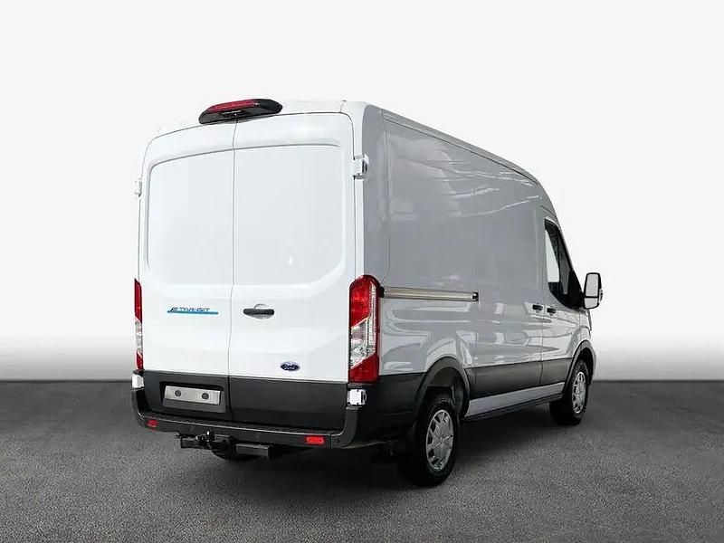 Gebraucht Ford E-Transit Trend 197 kW (269 PS) 2025 Weiß Van