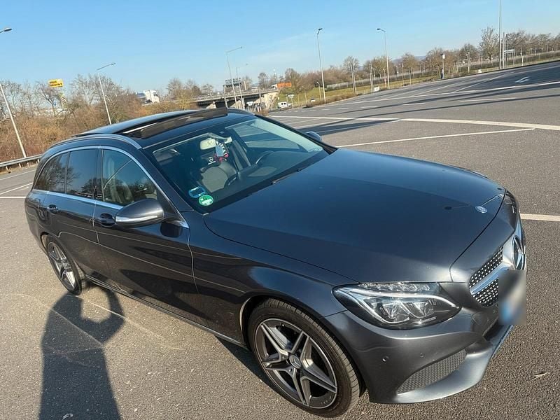 Gebraucht Mercedes 220 170 PS (125 kW) 2014 Grau Kombi