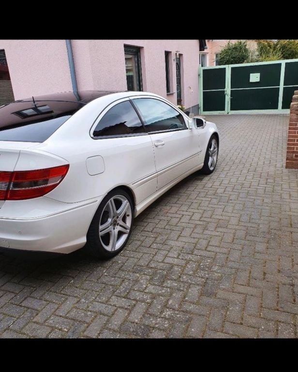Gebraucht Mercedes CLC180 143 PS (105 kW) 2008 Weiß Coupé