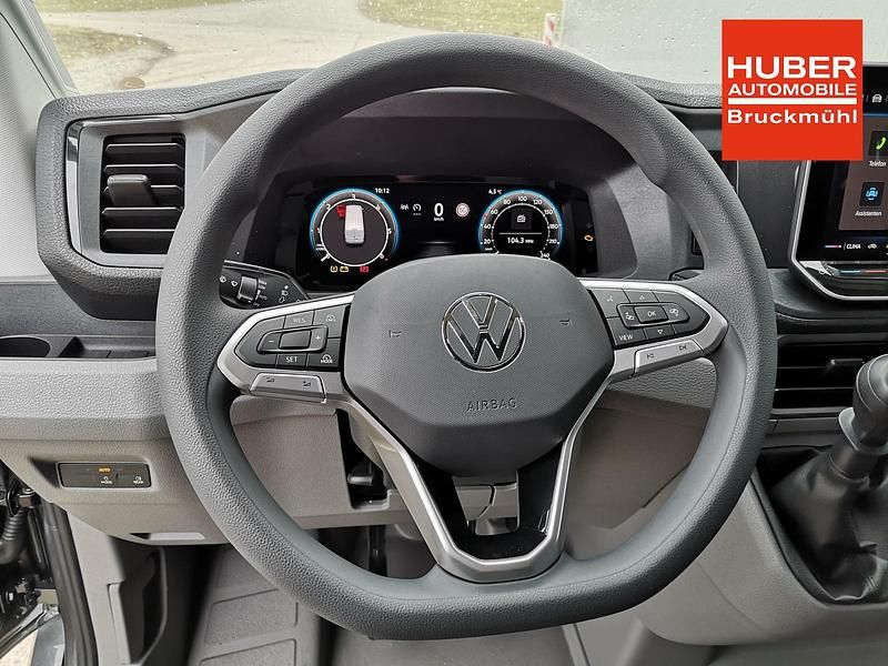 Neu VW Crafter 140 PS (102 kW) 2025 Candyweiß Van