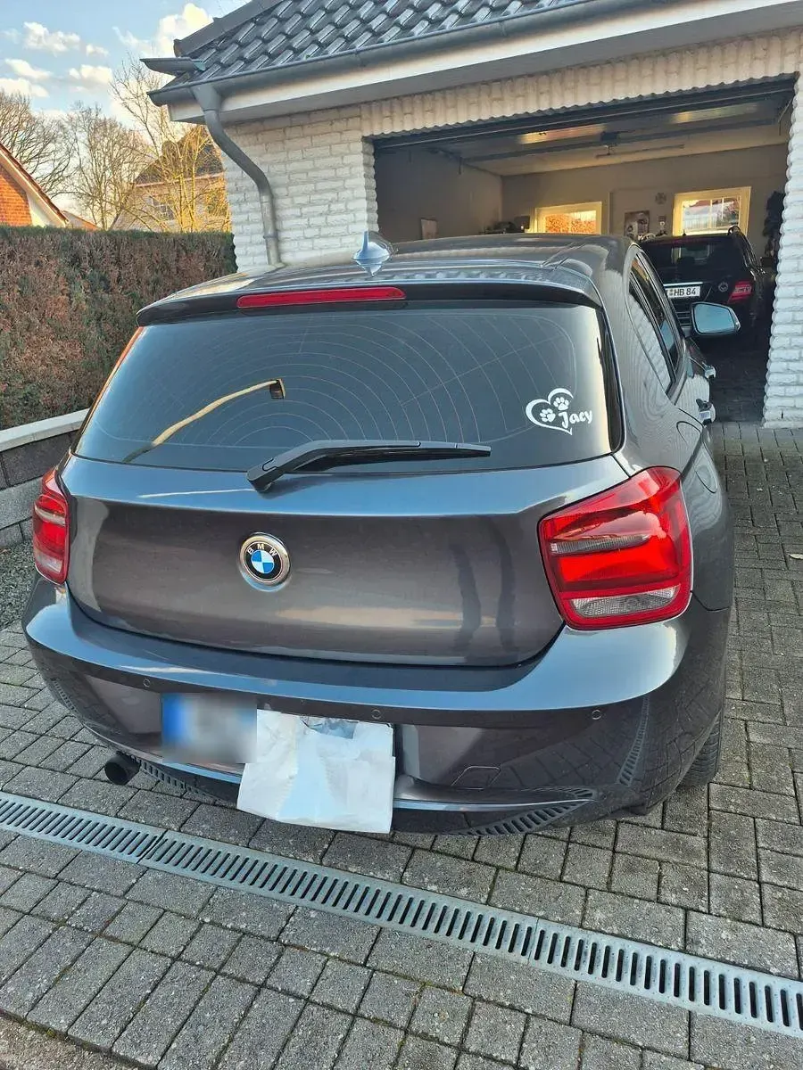 Gebraucht BMW 116 136 PS (100 kW) 2012 Grau Kleinwagen