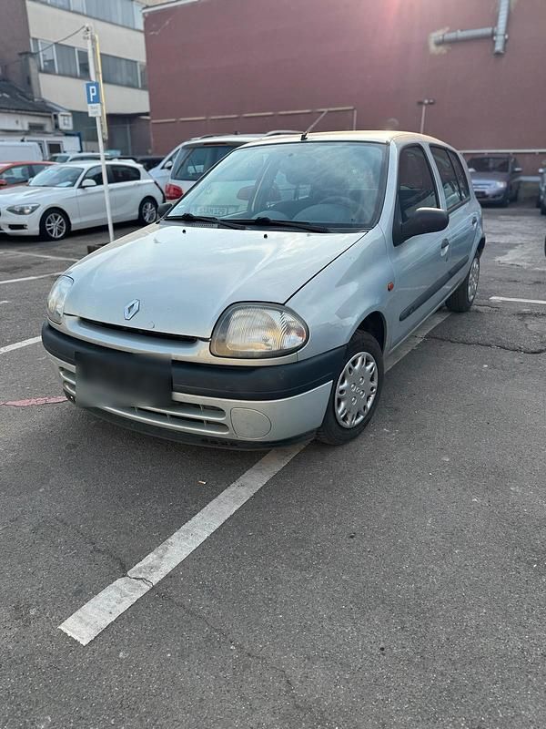 Gebraucht Renault Clio II 58 PS (42 kW) 1999 Kleinwagen