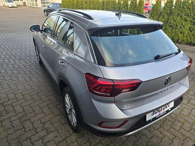 Gebraucht VW T-Roc Life 110 PS (80 kW) 2022 Silber SUV