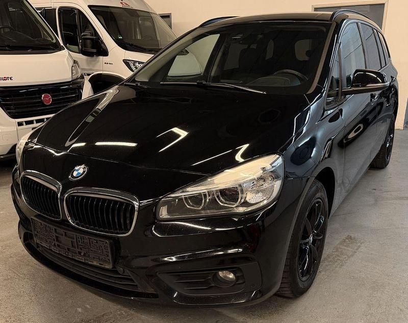 Gebraucht BMW 218 Gran Tourer Advantage 150 PS (110 kW) 2017 Schwarz Van / Kleinbus