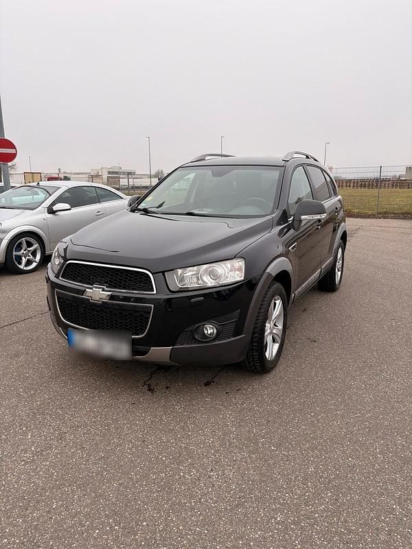 Gebraucht Chevrolet Captiva LTZ 184 PS (135 kW) 2012 Schwarz SUV