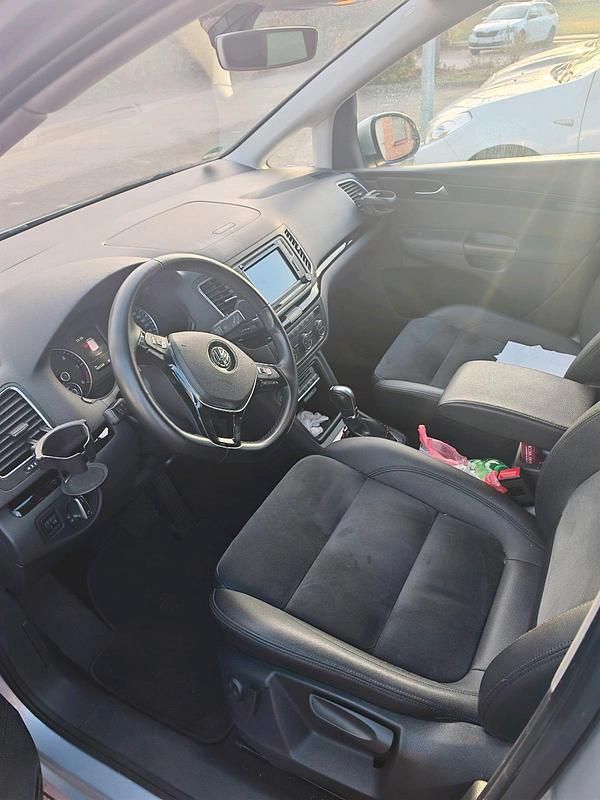 Gebraucht VW Sharan 184 PS (135 kW) 2015 Silber Van / Kleinbus