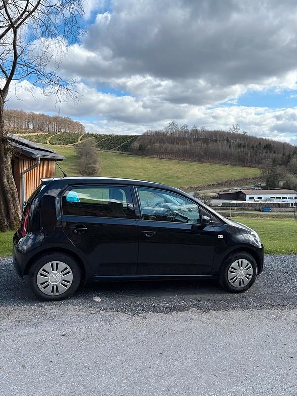 Usata VW up! 60 CV (44 kW) 2015 Nero Utilitaria